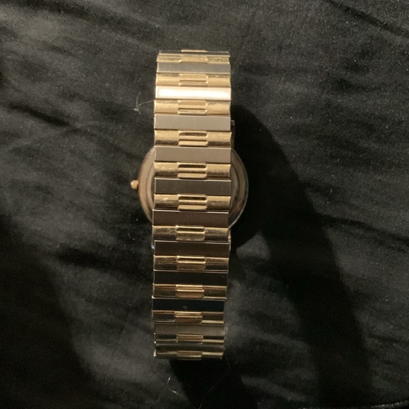 Women’s Cenere Watch - Picture 3 of 3